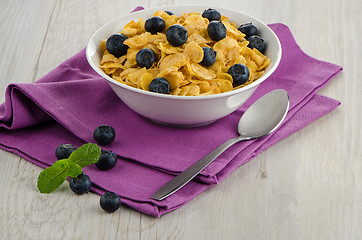 Image showing Cereal and blueberries