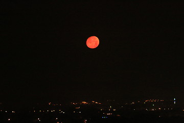 Image showing Blood Moon over the city_5084