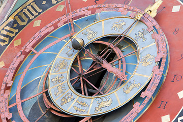 Image showing Zytglogge zodiacal clock in Bern, Switzerland