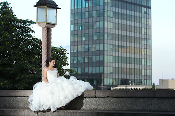 Image showing Bride posing in city