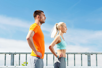 Image showing sporty couple outdoors
