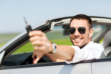 Image showing happy man in cabriolet showing car key