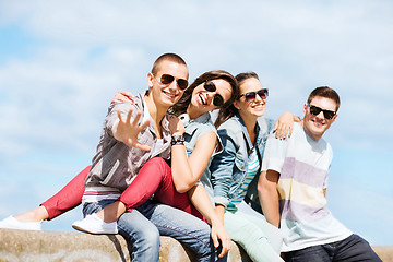 Image showing group of teenagers hanging out