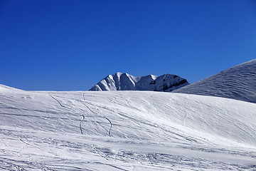 Image showing Ski slope in sun morning