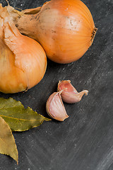 Image showing Onions and garlic 