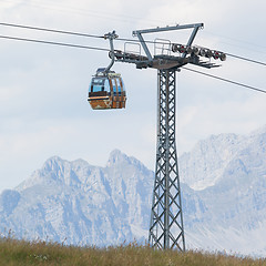 Image showing Ski lift cable booth or car