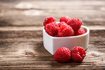 Image showing Bowl of raspberries 