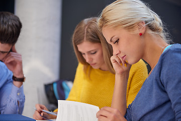 Image showing students group  study