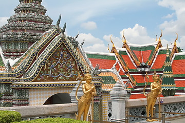 Image showing Emerald buddha temple