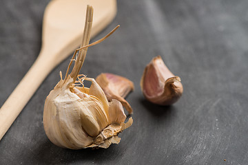 Image showing Onions and garlic 