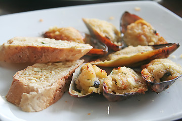 Image showing Baked mussels