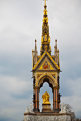 Image showing albert monument in  construction