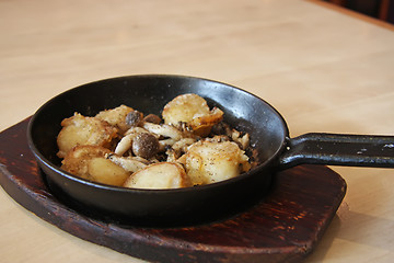 Image showing Fried scallops