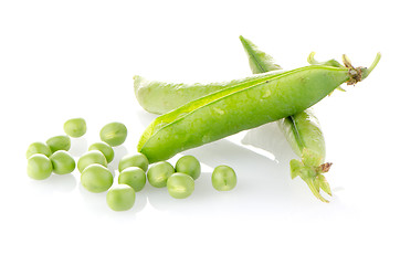 Image showing Fresh green pea pod