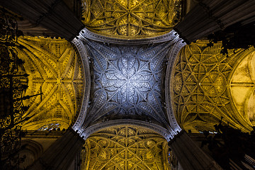 Image showing Seville Cathedral Interior