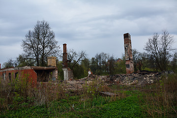 Image showing rests of the burned houses