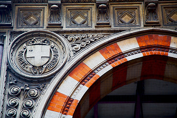 Image showing england  historic   marble and statue in old city of london 