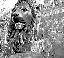 Image showing marble and statue in old city of london england