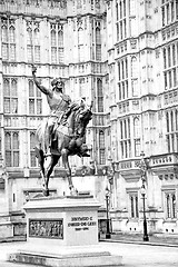 Image showing marble and statue in old city of london england