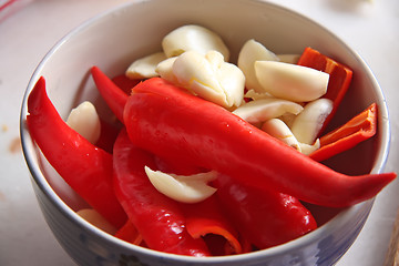 Image showing Chillis and garlic