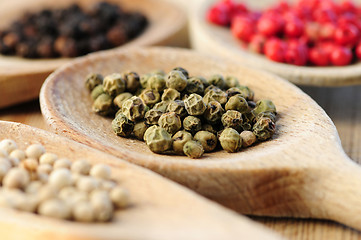 Image showing Assorted peppercorns