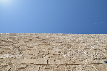 Image showing Concrete wall and blue skies Los Angeles