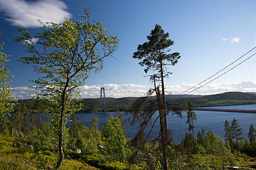 Image showing Hoegakustenbron, Angermanaelven, Sweden