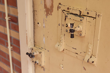 Image showing Old lock in a prison