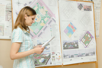 Image showing Student prepares to defend diploma