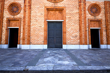 Image showing  italy  lombardy    in  the vergiate  old   church  brick tower 