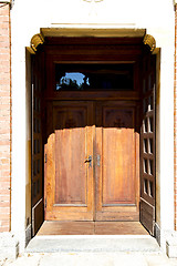 Image showing  italy  lombardy    the milano old   church  door closed    pave