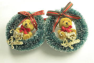 Image showing teddy wreaths with merry christmas on it