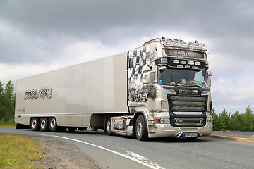 Image showing Scania Semi Truck R620 V8 R.U. Route