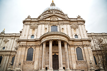 Image showing st paul cathedral in london  