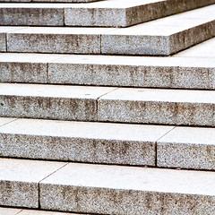 Image showing in london  monument old steps and marble ancien line 