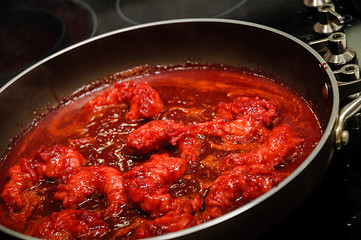 Image showing Shrimps with red sauce