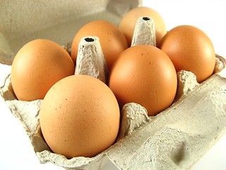 Image showing box of eggs