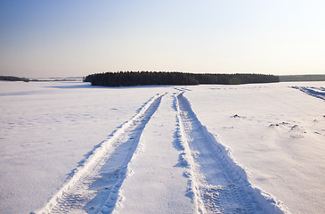 Image showing the road to a field  