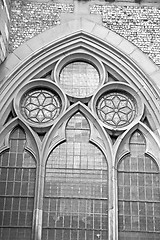 Image showing door southwark  cathedral in london england old  construction an