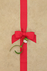 Image showing Mistletoe Gift Wrapping