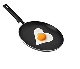 Image showing fried egg in the heart\'s shape