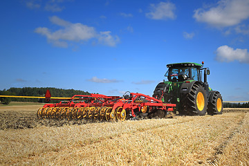 Image showing John Deere 8370R Tractor and Vaderstad Opus 400 Cultivator on Fi