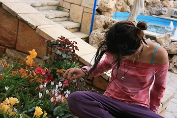 Image showing The flower girl