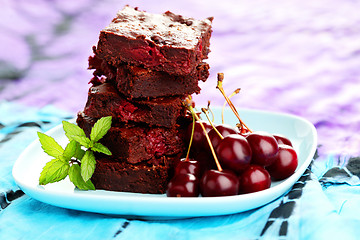 Image showing brownie with cherries