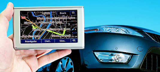 Image showing gps in a man hand