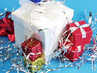 Image showing Gift 006