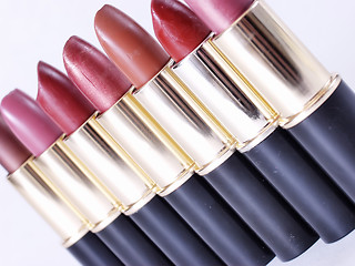 Image showing Lipstick Lineup, tilt