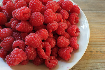 Image showing fresh berries raspberry, Rubus idaeus  