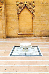 Image showing fountain in morocco  antique construction   palace