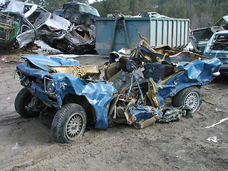 Image showing Damaged car